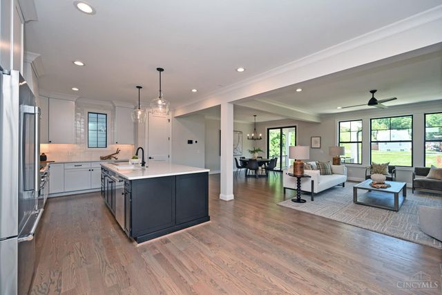 7406 Orchard Street, Columbia Twp, OH 45227