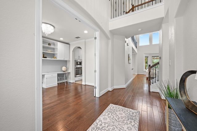 5404 Castana BND, Bee Cave, TX 78738