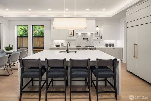 16026 Main Street, Bellevue, WA 98008