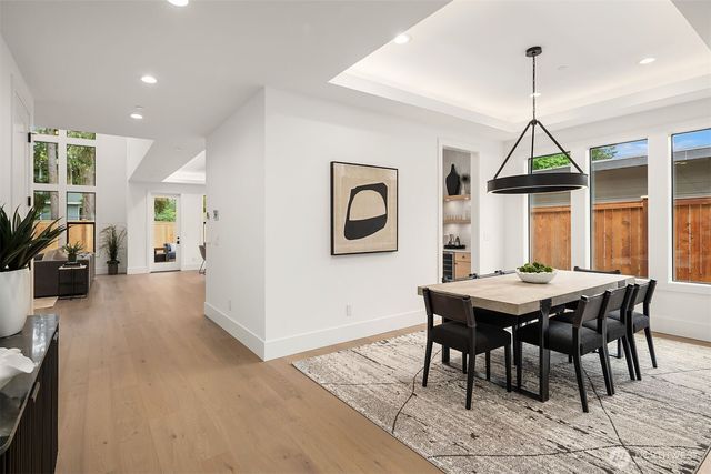 16026 Main Street, Bellevue, WA 98008