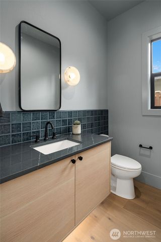 16026 Main Street, Bellevue, WA 98008