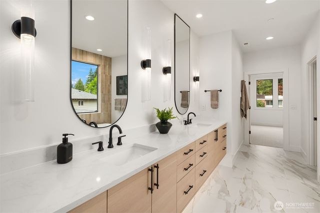 16026 Main Street, Bellevue, WA 98008