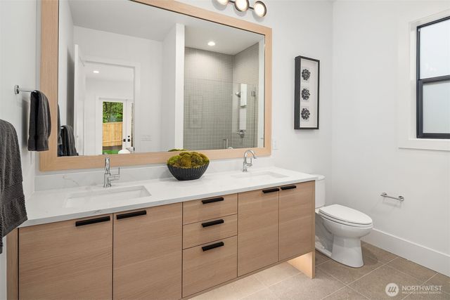 16026 Main Street, Bellevue, WA 98008