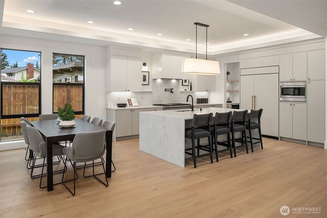 16026 Main Street, Bellevue, WA 98008