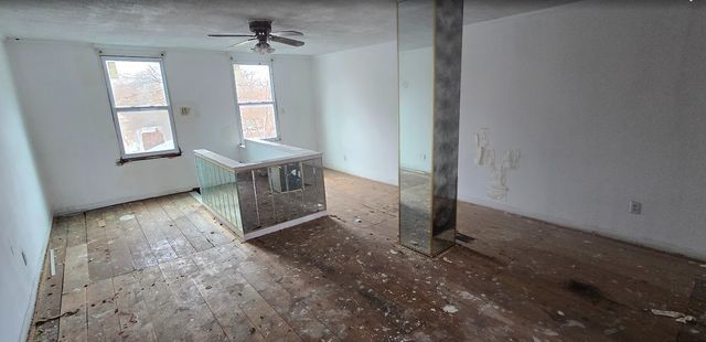 121 W 109th Place, Chicago, IL 60628