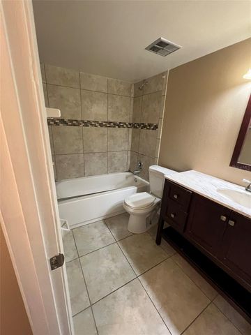 618 ORANGE DRIVE 212, Altamonte Springs, FL 32701