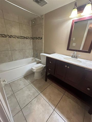 618 ORANGE DRIVE 212, Altamonte Springs, FL 32701