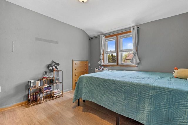 5102 Nicholson AVENUE, Cudahy, WI 53110