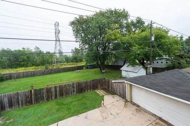 5102 Nicholson AVENUE, Cudahy, WI 53110