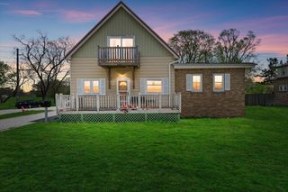 5102 Nicholson AVENUE, Cudahy, WI 53110