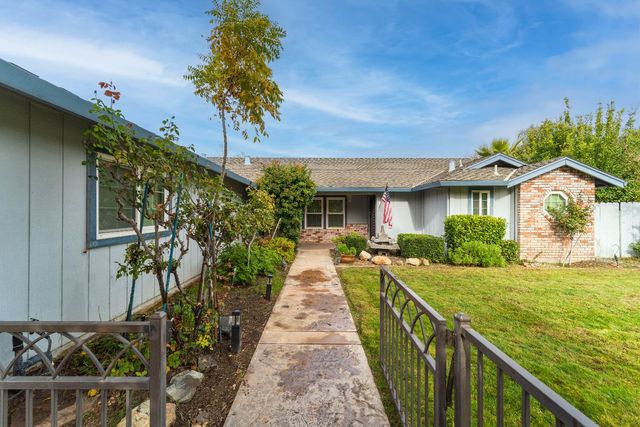 1635 Crom St, Manteca, CA 95337