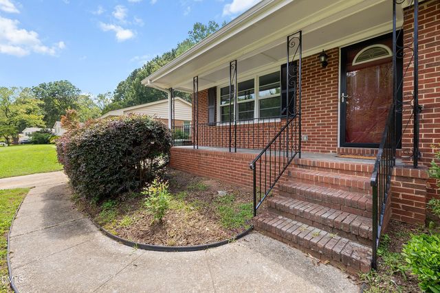 3729 Arrowwood Drive, Raleigh, NC 27604