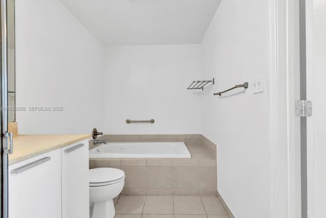 140 S Dixie Hwy 403, Hollywood, FL 33020