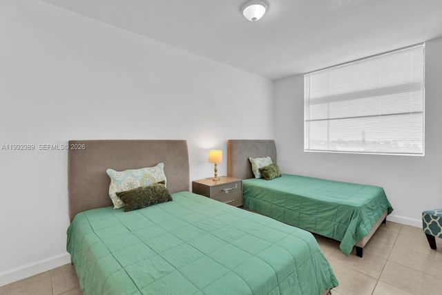 140 S Dixie Hwy 403, Hollywood, FL 33020