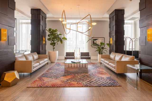 140 S Dixie Hwy 403, Hollywood, FL 33020