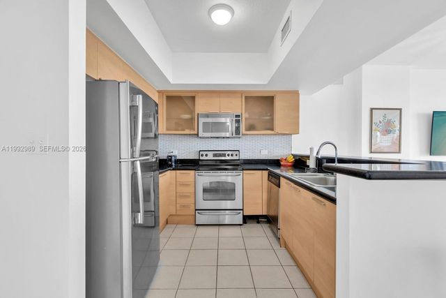 140 S Dixie Hwy 403, Hollywood, FL 33020