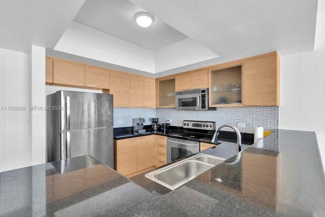 140 S Dixie Hwy 403, Hollywood, FL 33020