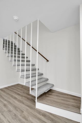 6111 Beverly Hill Street 32, Houston, TX 77057
