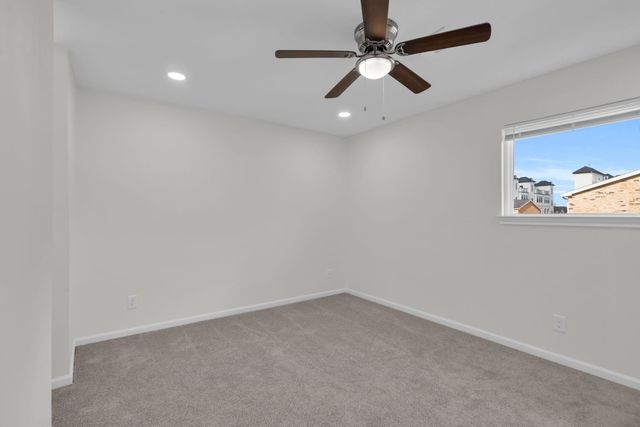 6111 Beverly Hill Street 32, Houston, TX 77057
