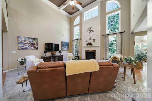 3012 Applewood Point Lane, Belmont, NC 28012
