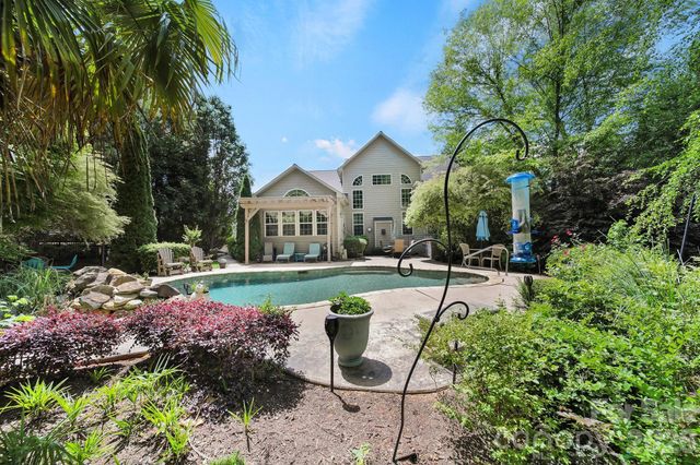 3012 Applewood Point Lane, Belmont, NC 28012