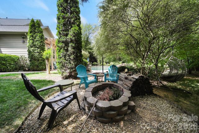 3012 Applewood Point Lane, Belmont, NC 28012