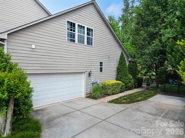 3012 Applewood Point Lane, Belmont, NC 28012
