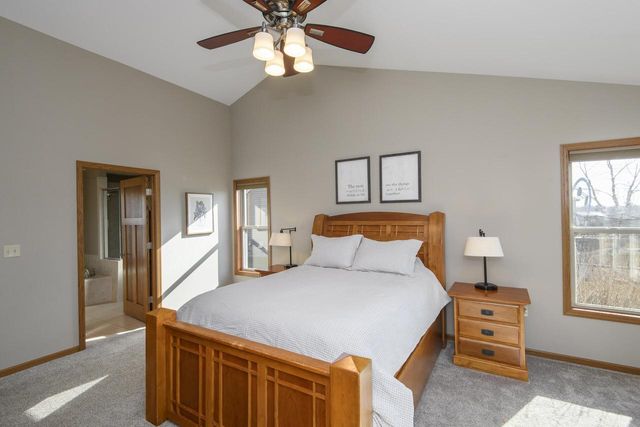 S97W13801 Stonebridge WAY, Muskego, WI 53150