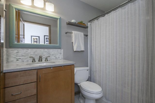 S97W13801 Stonebridge WAY, Muskego, WI 53150