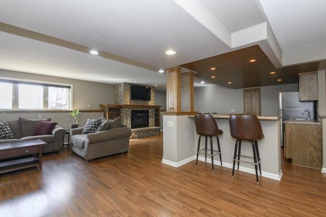 S97W13801 Stonebridge WAY, Muskego, WI 53150