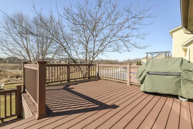 S97W13801 Stonebridge WAY, Muskego, WI 53150