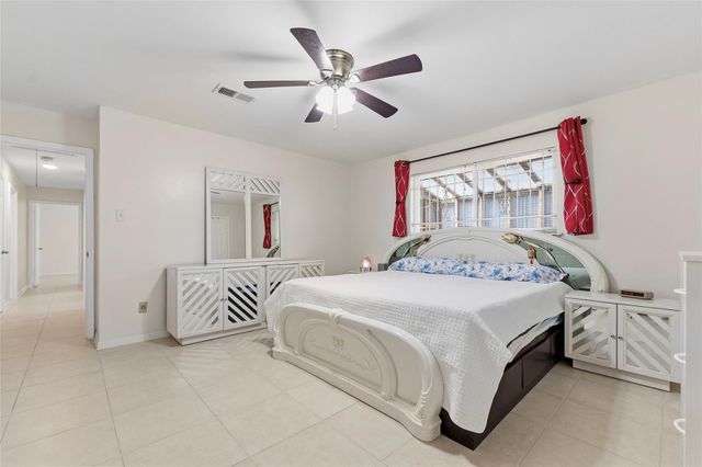 7902 Mobud Drive, Houston, TX 77036