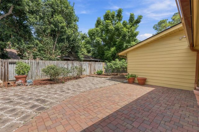 7902 Mobud Drive, Houston, TX 77036