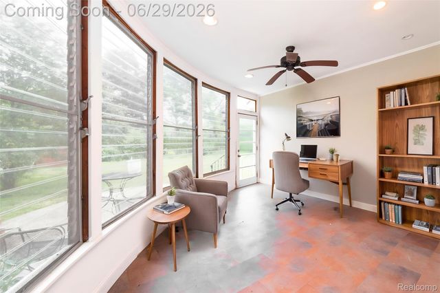 622 Sunningdale Drive, Grosse Pointe Woods, MI 48236