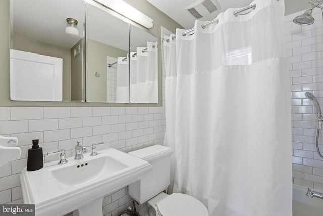 510 26TH RD S, Arlington, VA 22202