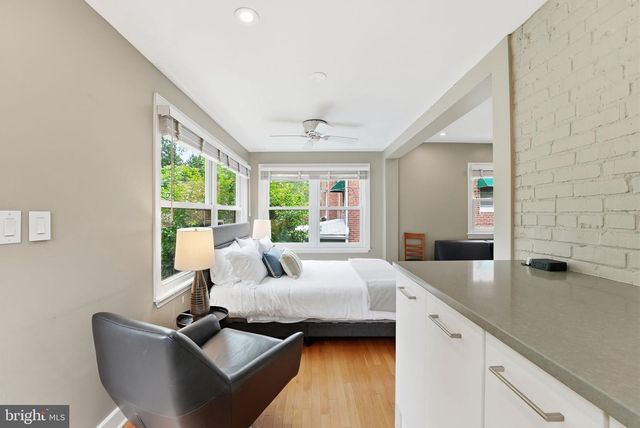 510 26TH RD S, Arlington, VA 22202