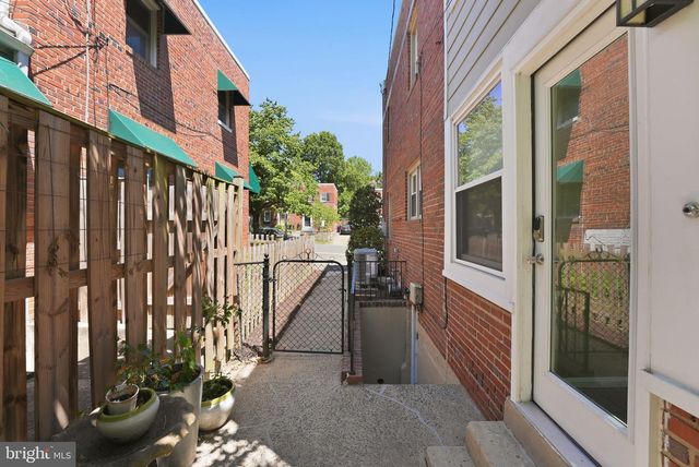 510 26TH RD S, Arlington, VA 22202