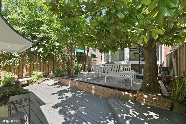 510 26TH RD S, Arlington, VA 22202
