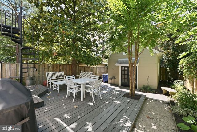 510 26TH RD S, Arlington, VA 22202