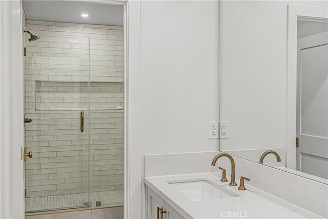 881 N Ford, Fullerton, CA 92832