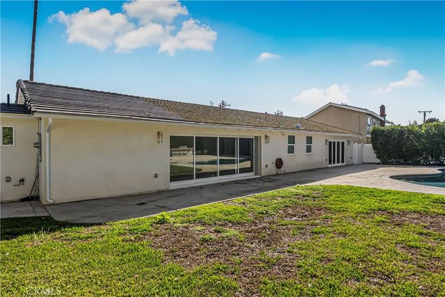 881 N Ford, Fullerton, CA 92832