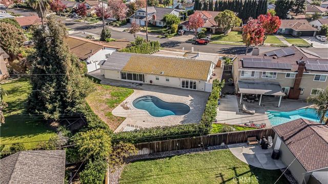 881 N Ford, Fullerton, CA 92832