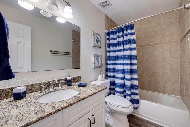5266 BEACH DRIVE SE B, St Petersburg, FL 33705