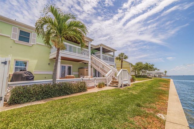 5266 BEACH DRIVE SE B, St Petersburg, FL 33705