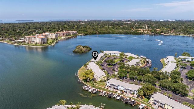 5266 BEACH DRIVE SE B, St Petersburg, FL 33705