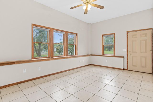 6262 7th Street N, Oakdale, MN 55128