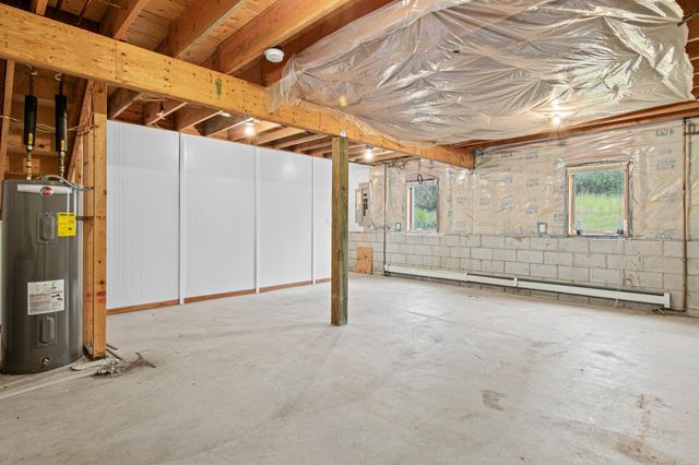 6262 7th Street N, Oakdale, MN 55128