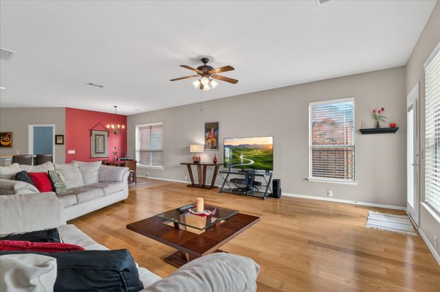 6804 Purbeck Trail, Denton, TX 76210