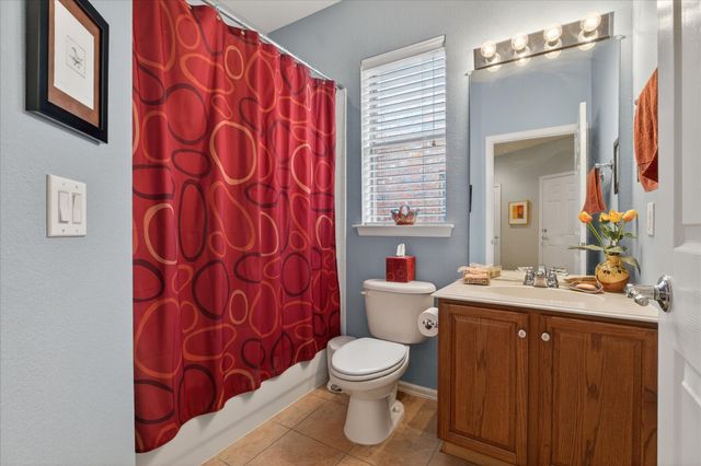 6804 Purbeck Trail, Denton, TX 76210