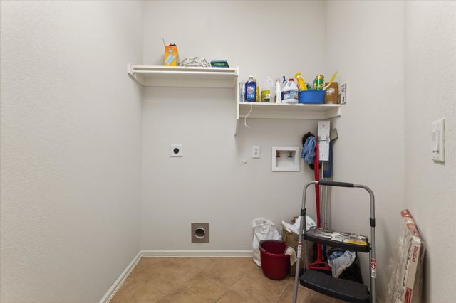 6804 Purbeck Trail, Denton, TX 76210